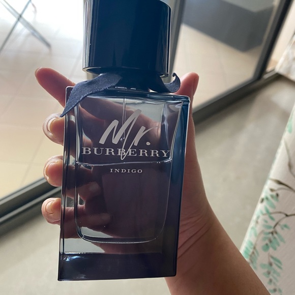 Burberry men’s perfume Mr. Indigo - Picture 4 of 4
